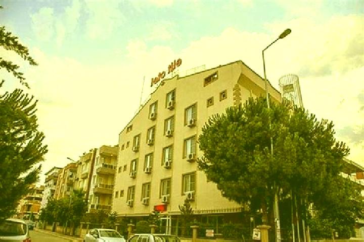 Eva, 24 — Escort in Kueltuer, Turkey
