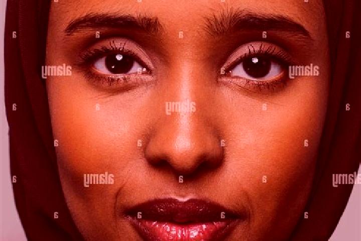 Eva, 25, a black dark-eyed middle eastern companion based in Lamba. Offering Erotic Massage, Prostate Massage, Roleplay, Girlfriend Experience, Domination. A...