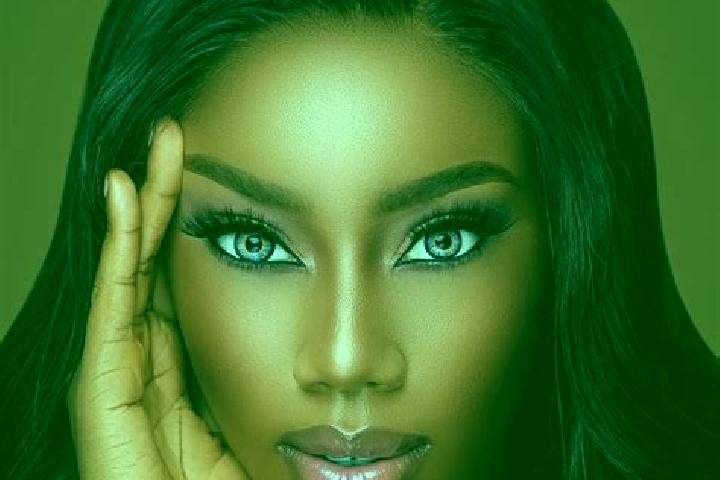 Eva, 25, a red blue-eyed ebony companion based in Villequier. Offering Travel Companion, GFE, Girlfriend Experience, Roleplay, Tantra. Available for incall a...
