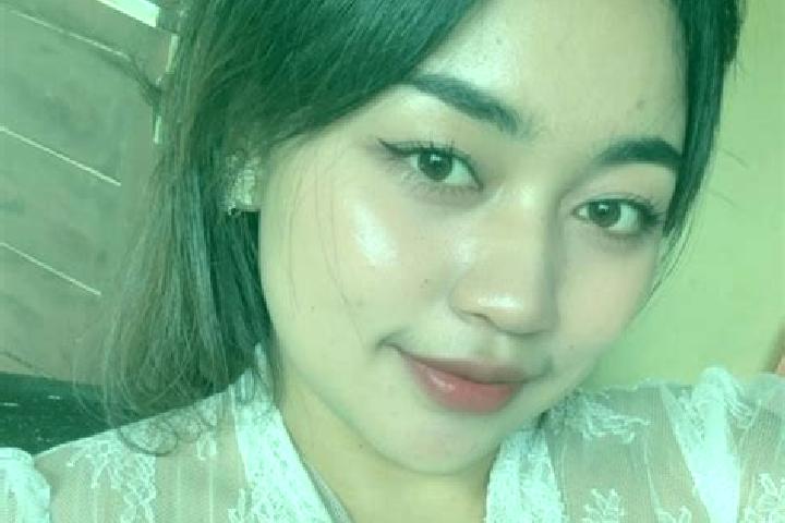 Eva, 25 — Escort in Bongancina Kaja, Indonesia