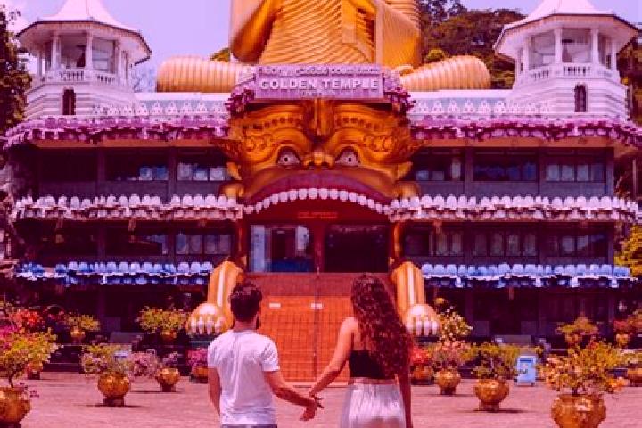 Eva, 25 — Escort in Dambulla, Sri Lanka