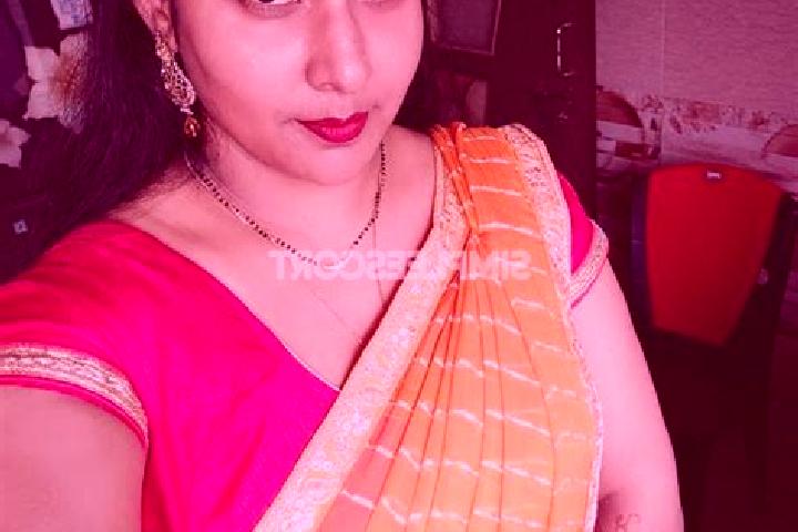 Eva, 25 — Escort in Dasarahalli, India
