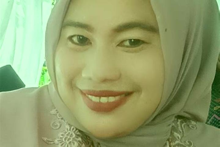 Eva, 25 — Escort in Wotu, Indonesia