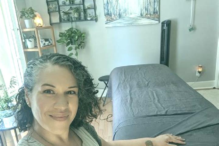 Eva, 26, a black hazel-eyed slavic companion based in Azteca. Offering Dinner Date, Overnight, Erotic Massage. Available for incall and outcall, overnight bo...