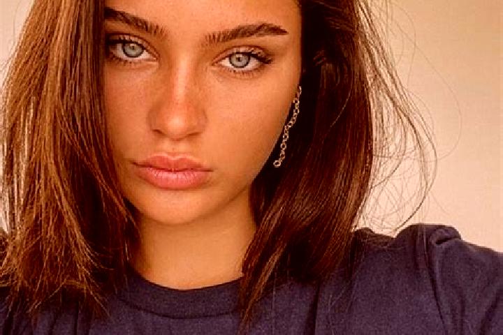Eva, 26, a brunette dark-eyed mixed companion based in Talod. Offering GFE, Domination, Overnight. Available for incall and outcall, day and evening dates.