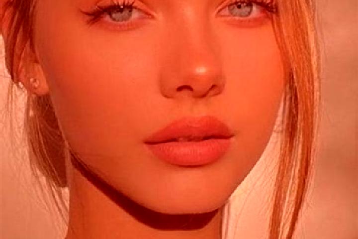 Eva, 26, a dark blonde blue-eyed mediterranean companion based in Razdolinsk. Offering Erotic Massage, Overnight, Dinner Date. Available for incall and outca...