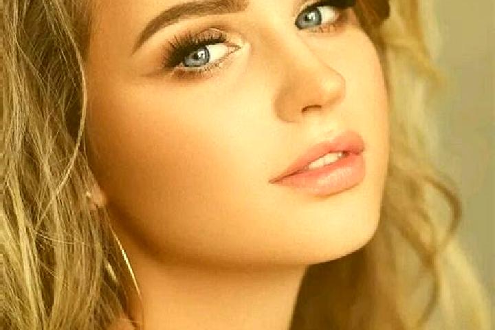 Eva, 26, a dark blonde blue-eyed slavic companion based in Spina. Offering Girlfriend Experience, Travel Companion, Tantra. Available for incall and outcall,...