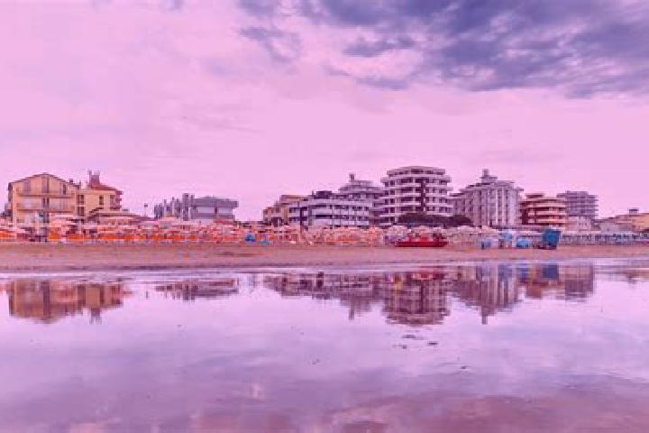 Eva, 26 — Escort in Bellaria-Igea Marina, Italy