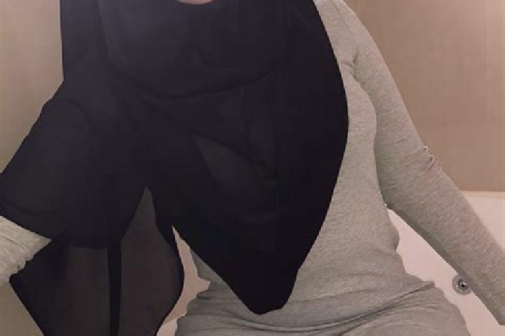 Eva, 26 — Escort in Fussy, France