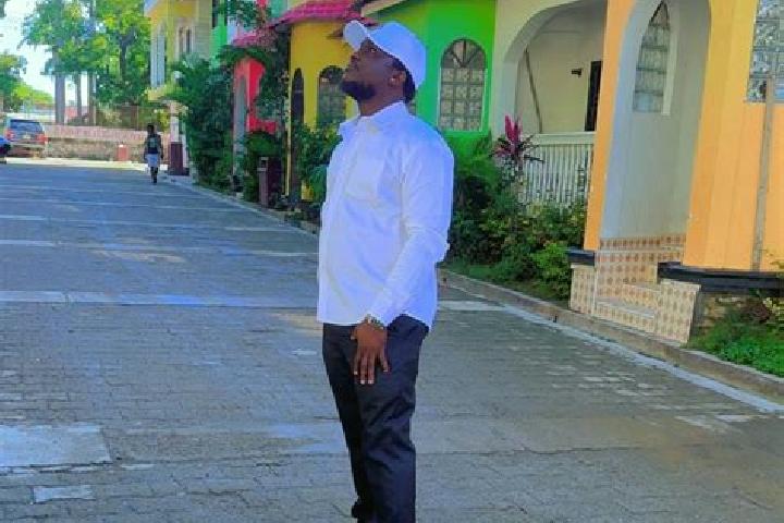 Eva, 26 — Escort in Jean-Rabel, Haiti