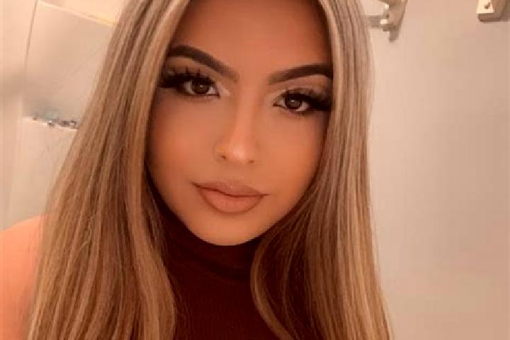 Eva, 27, a blonde amber-eyed latina companion based in Gbantopleu. Offering Roleplay, OWO, Erotic Massage, GFE, Striptease. Available for incall and outcall,...