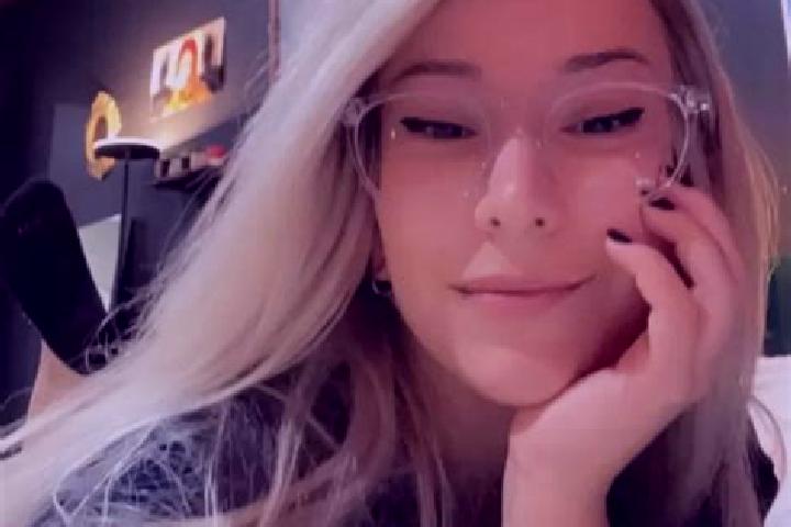 Eva, 27, a blonde grey-eyed caucasian companion based in Novoural sk. Offering 69, A-Level, Overnight, OWO, CIM. Available for incall and outcall, day and ev...