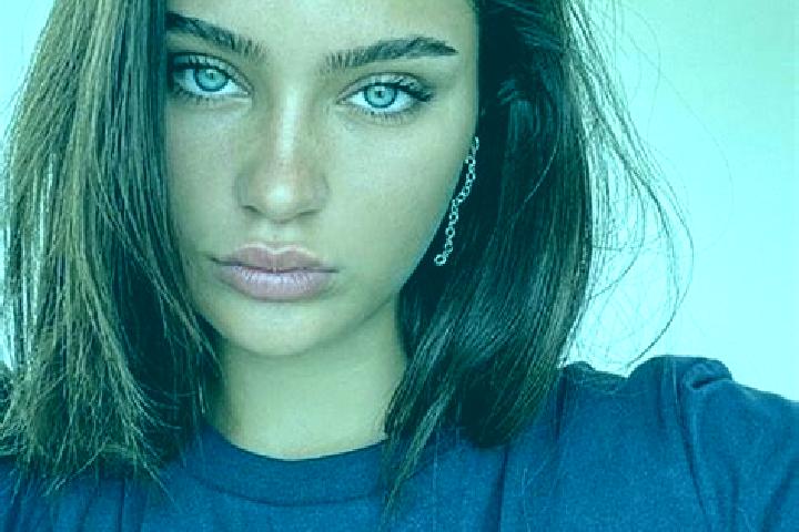 Eva, 27, a brunette blue-eyed mixed companion based in Stuvenborn. Offering Tantra, 69, BDSM, Domination. Available for incall and outcall, day and evening d...