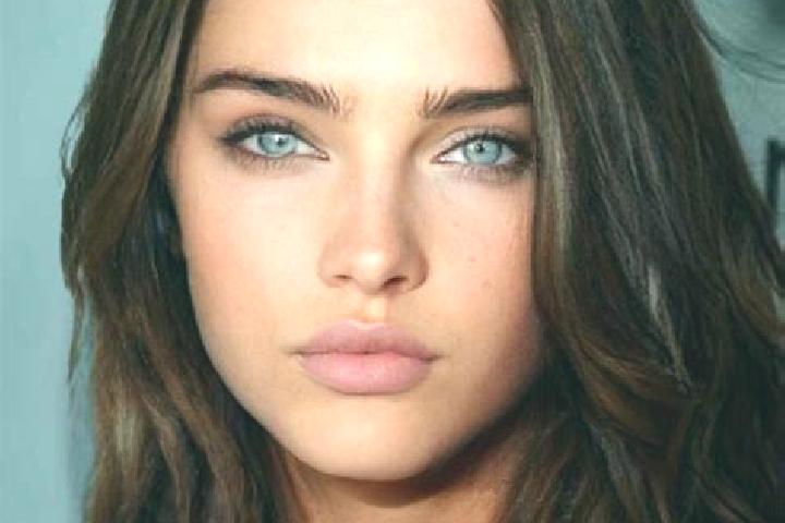 Eva, 27, a brunette grey-eyed slavic companion based in Vakkam. Offering Duos, Massage, Party Girl. Available for incall and outcall, overnight bookings avai...