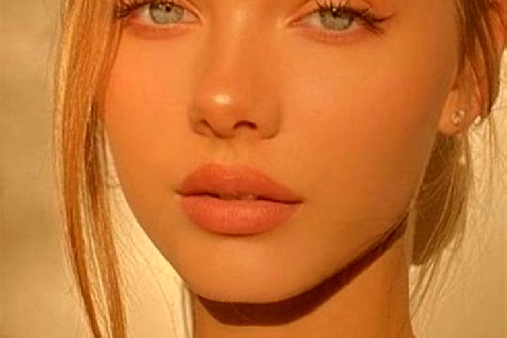 Eva, 27, a dark blonde blue-eyed asian companion based in Picior de Munte. Offering GFE, Overnight, Fetish, Erotic Massage. Available for incall and outcall,...