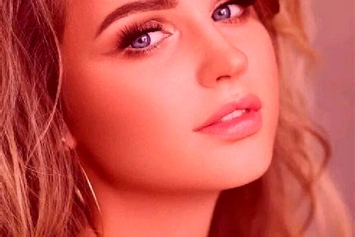Eva, 27, a dark blonde blue-eyed mediterranean companion based in Kongtian. Offering Roleplay, Prostate Massage, BDSM. Available for incall and outcall, over...