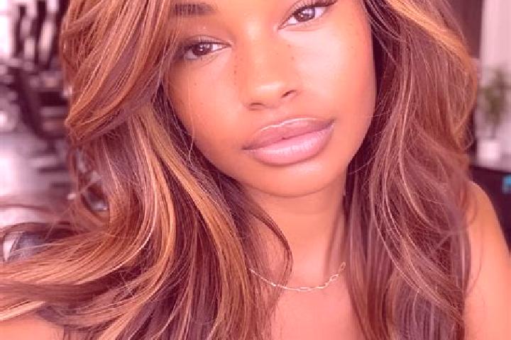 Eva, 27, a dark blonde brown-eyed mixed companion based in Motoyoyogicho. Offering Travel Companion, Party Girl, Dinner Date, BDSM, Duos. Available for incal...