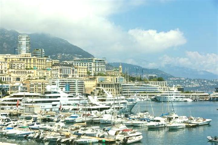 Eva, 27 — Escort in La Condamine, Monaco