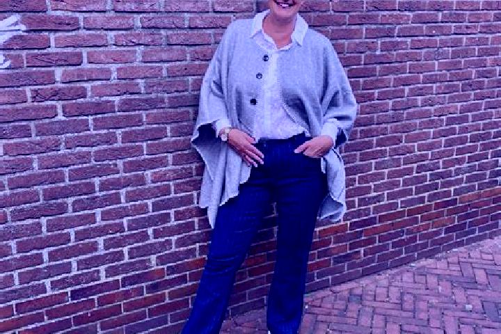 Eva, 27 — Escort in Onderdendam, Netherlands