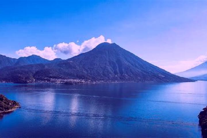 Eva, 27 — Escort in Santiago Atitlan, Guatemala