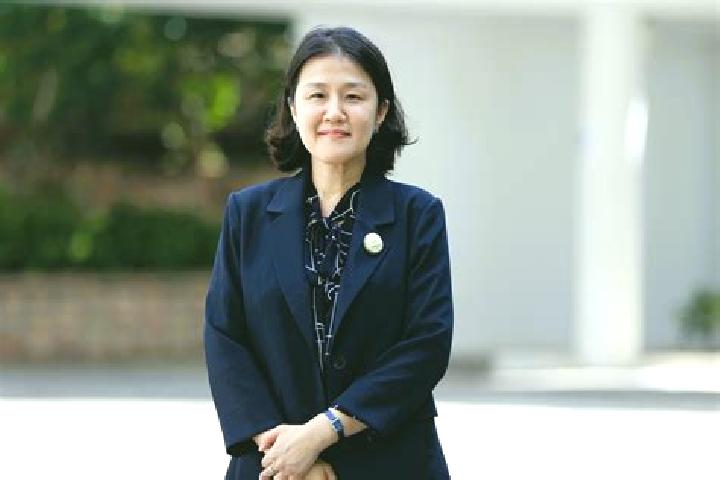 Eva, 27 — Escort in Sinwon-up, North Korea