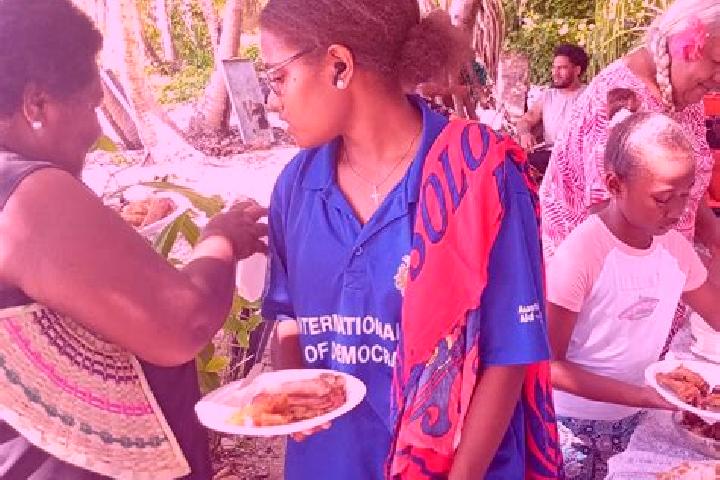 Eva, 27 — Escort in Toboiaki Village, Kiribati