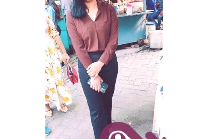 Eva, 27 — Escort in Urjanagar, India