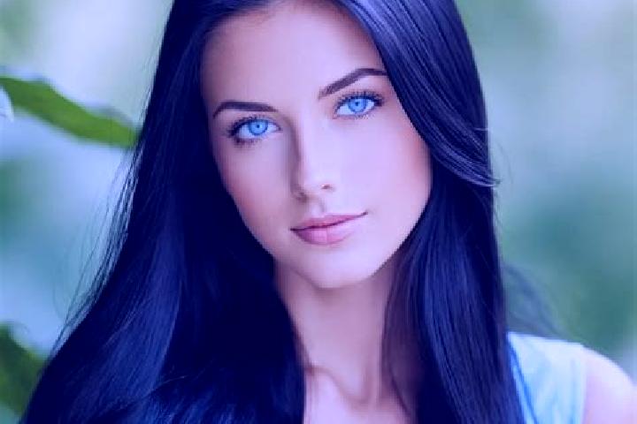 Eva, 28, a black blue-eyed caucasian companion based in Canazei. Offering CIM, Fetish, GFE, A-Level. Available for incall and outcall, day and evening dates.