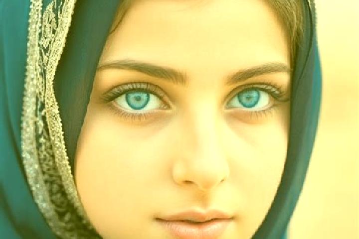 Eva, 28, a blonde blue-eyed middle eastern companion based in Silberhausen. Offering Domination, Couples, Roleplay. Available for incall and outcall, overnig...