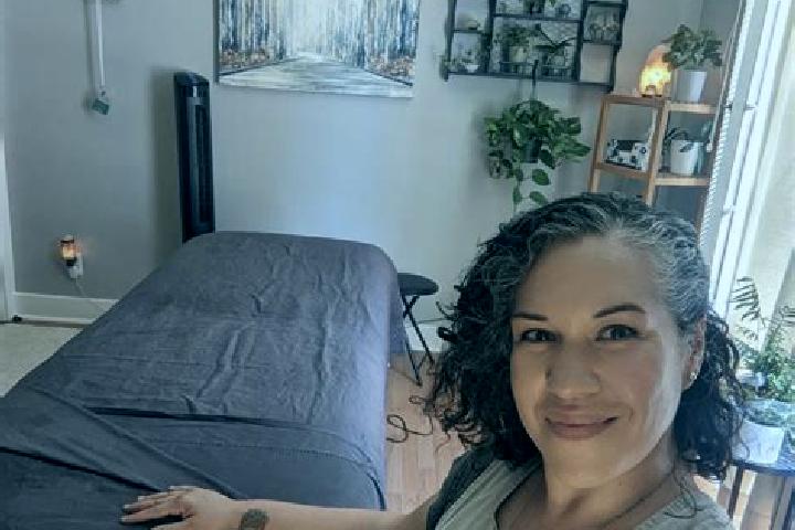Eva, 28, a blonde grey-eyed ebony companion based in Belgrave South. Offering Prostate Massage, Tantra, Fetish. Available for incall and outcall, day and eve...