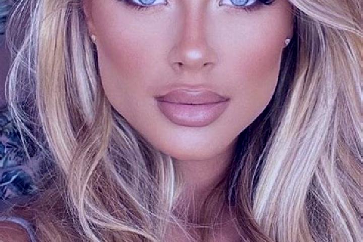 Eva, 28, a blonde hazel-eyed latina companion based in Ault. Offering OWO, GFE, A-Level, Roleplay. Available for incall and outcall, overnight bookings avail...