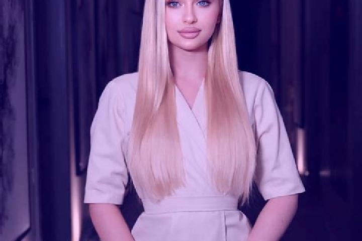 Eva, 28, a blonde hazel-eyed middle eastern companion based in Donges. Offering Tantra, Erotic Massage, Couples, Duos, GFE. Available for incall and outcall,...
