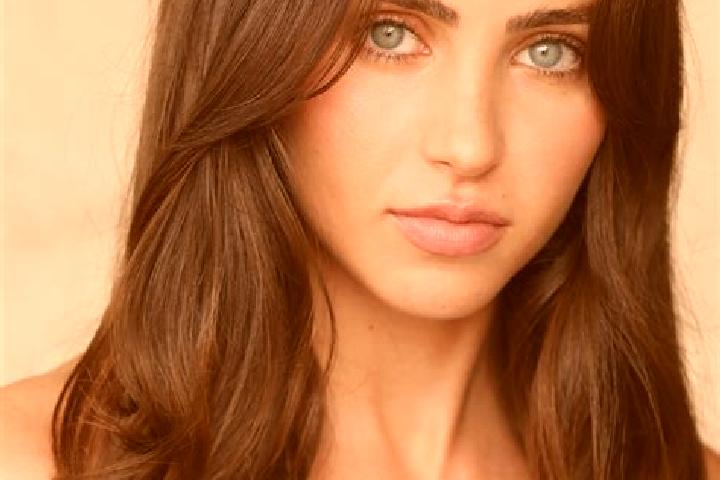 Eva, 28, a brunette brown-eyed slavic companion based in Lindoukro. Offering Striptease, Erotic Massage, Dinner Date, Domination. Available for incall and ou...