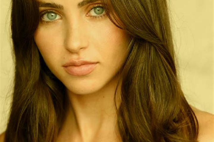 Eva, 28, a brunette grey-eyed latina companion based in Rondon. Offering Overnight, Girlfriend Experience, Tantra. Available for incall and outcall, overnigh...