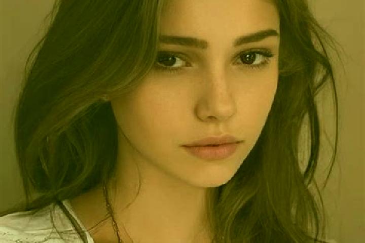 Eva, 28, a chestnut grey-eyed slavic companion based in Zabid. Offering Domination, Overnight, CIM, BDSM. Available for incall and outcall, day and evening d...