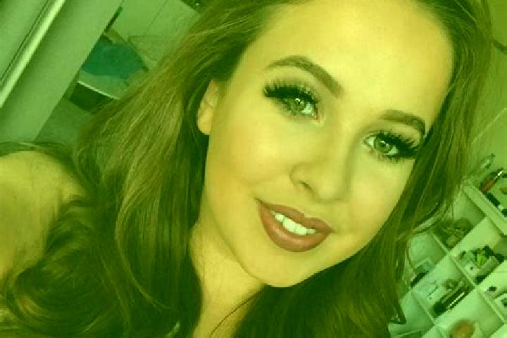 Eva, 28, a dark blonde amber-eyed mixed companion based in Loudoun Valley Estates. Offering A-Level, Dinner Date, Striptease. Available for incall and outcal...