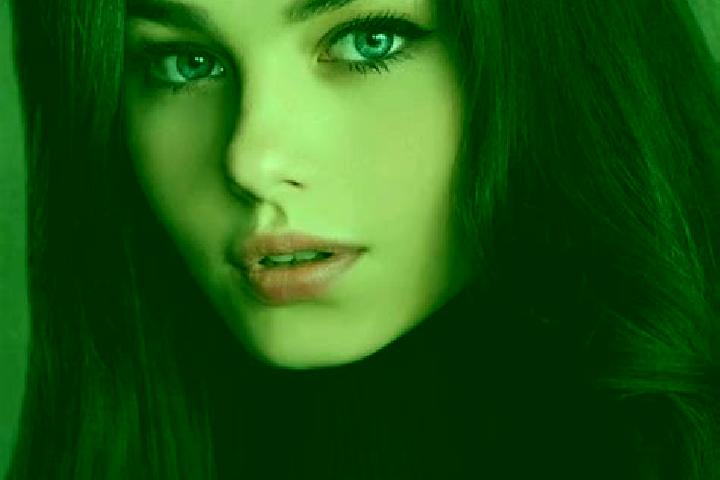 Eva, 28, a red grey-eyed slavic companion based in Kharsia. Offering Dinner Date, 69, A-Level. Available for incall and outcall, overnight bookings available.