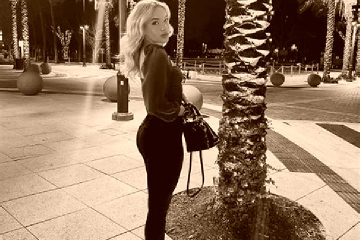 Eva, 28 — Escort in Bobryk, Ukraine
