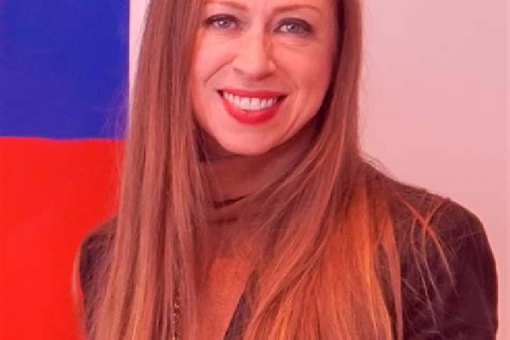 Eva, 28 — Escort in Clinton, Australia