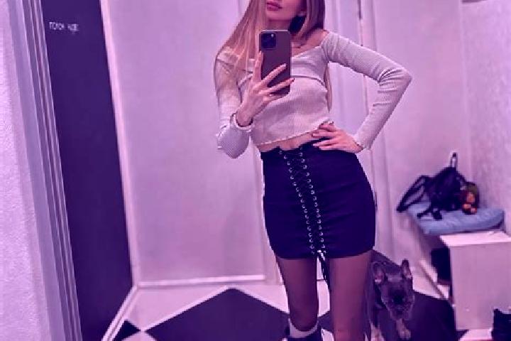 Eva, 28 — Escort in Elene, Belgium