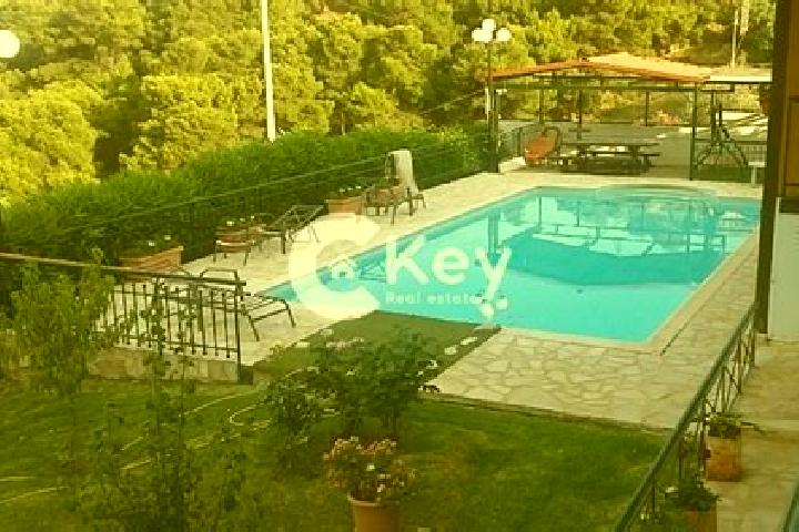 Eva, 28 — Escort in Neos Kouvaras, Greece