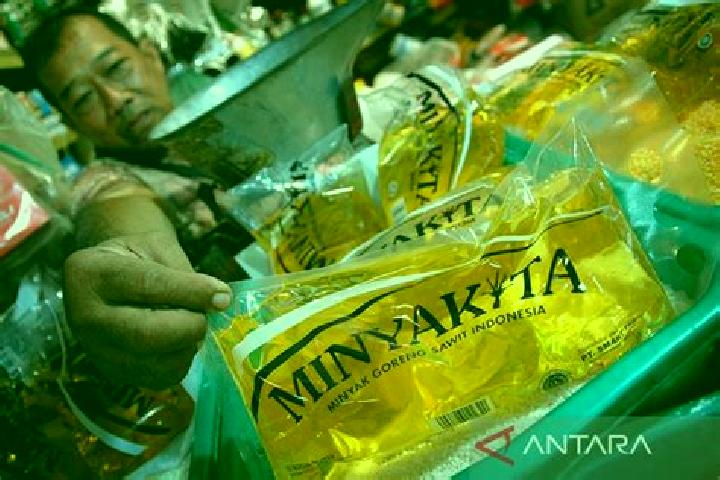 Eva, 28 — Escort in Tambahrejo Krajan, Indonesia