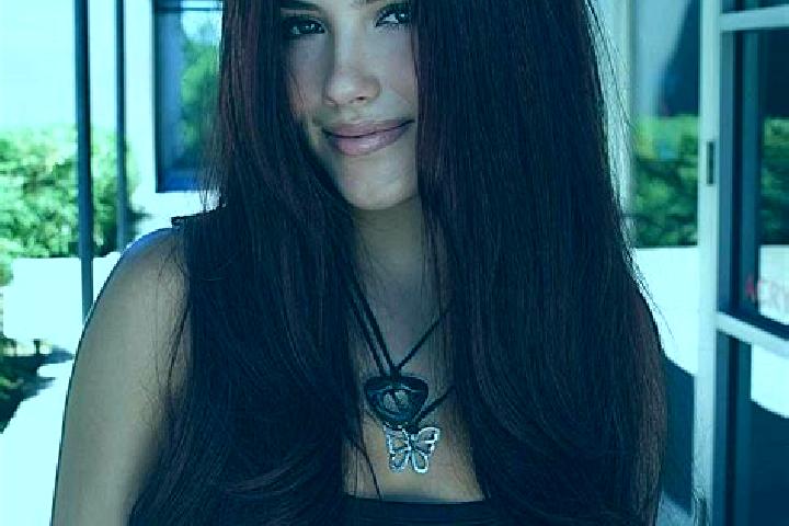 Eva, 29, a auburn brown-eyed mediterranean companion based in Glinton. Offering Girlfriend Experience, Roleplay, Massage. Available for incall and outcall, o...