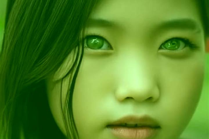 Eva, 29, a black green-eyed asian companion based in Crnece. Offering CIM, Striptease, Overnight. Available for incall and outcall, day and evening dates.