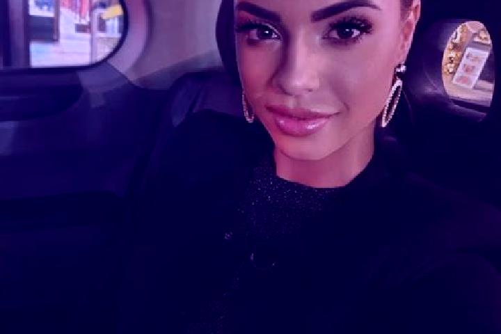 Eva, 29, a black grey-eyed latina companion based in Lomonosov. Offering CIM, Party Girl, Erotic Massage, Duos, Dinner Date. Available for incall and outcall...