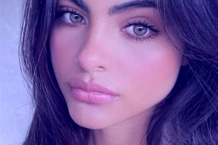 Eva, 29, a brunette green-eyed middle eastern companion based in Suyangshan. Offering BDSM, Striptease, Duos, Deep French Kissing. Available for incall and o...