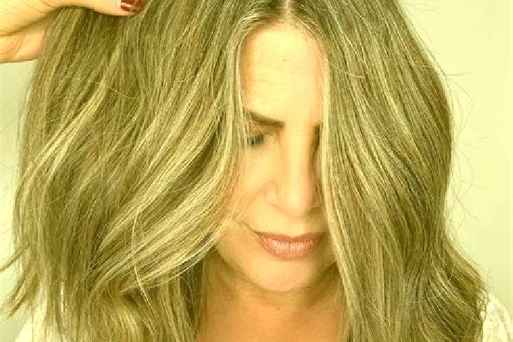 Eva, 29, a dark blonde grey-eyed latina companion based in Saint Margaret s Hope. Offering Girlfriend Experience, Massage, Overnight, CIM. Available for inca...