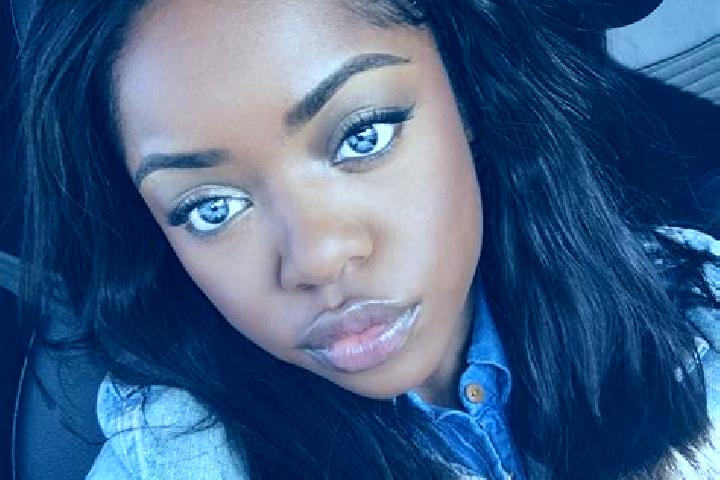 Eva, 29, a red blue-eyed ebony companion based in Krzyzanow. Offering OWO, A-Level, Striptease. Available for incall and outcall, day and evening dates.