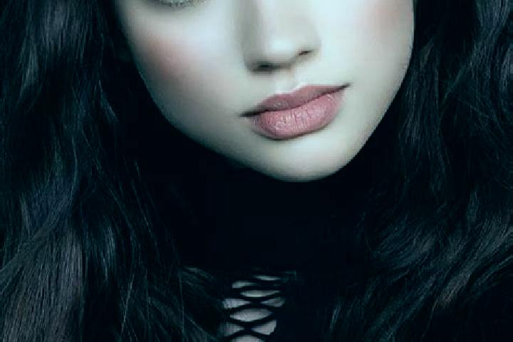 Eva, 29, a red dark-eyed european companion based in Grury. Offering Roleplay, 69, Tantra. Available for incall and outcall, day and evening dates.