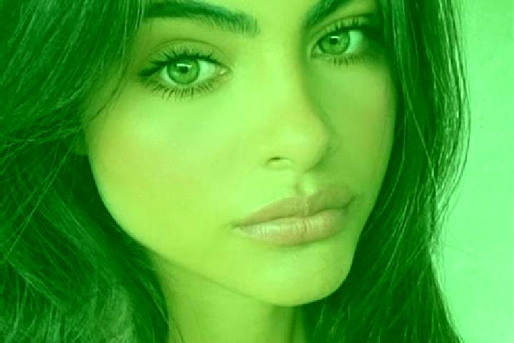 Eva, 30, a auburn hazel-eyed caucasian companion based in Iguatemi. Offering GFE, Girlfriend Experience, Massage. Available for incall and outcall, overnight...